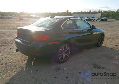 2015 BMW 228I xDrive z USA, uszkodzony, nr VIN WBA1F7C59FV367281